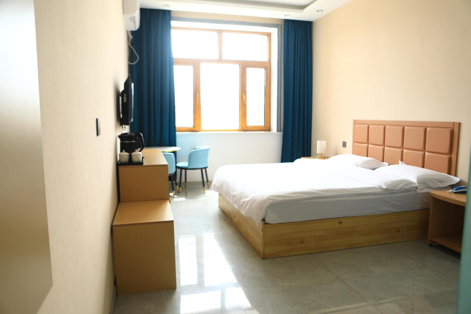 Hongge Hotel - Harbin Taiping Airport エクステリア 写真